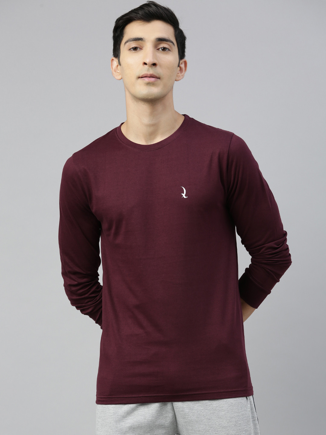 

QUARANTINE Men Burgundy Solid Round Neck Cotton Lounge T-Shirt