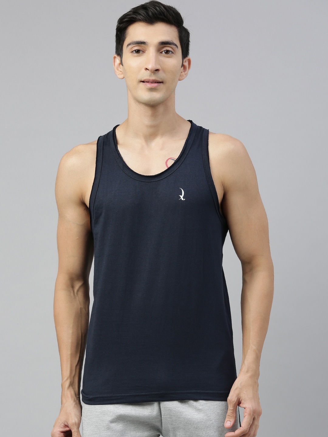 

QUARANTINE Men Navy Blue Solid Pure Cotton Lounge T-Shirt