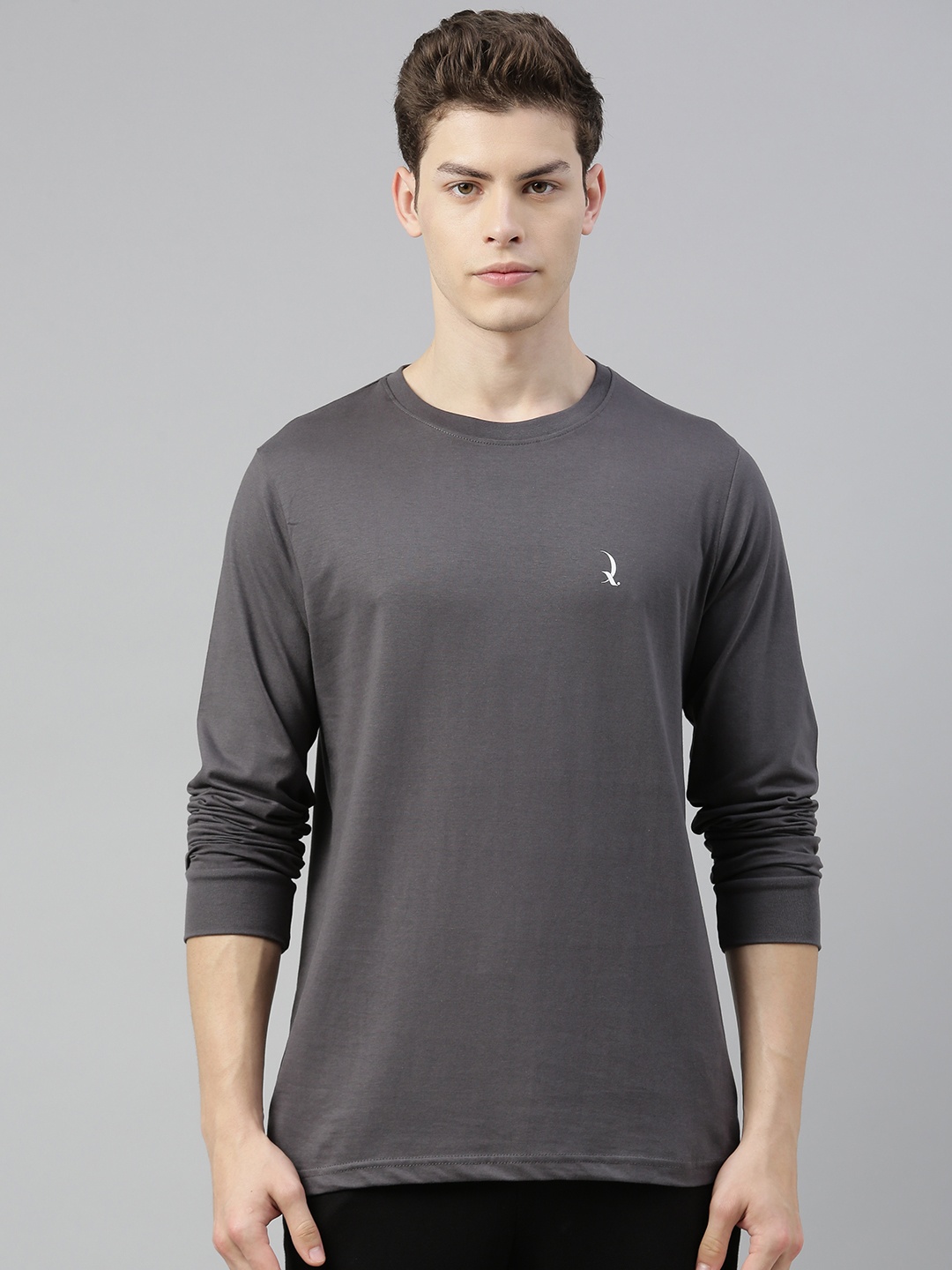 

QUARANTINE Men Charcoal Grey Solid Round Neck Cotton Lounge T-shirt