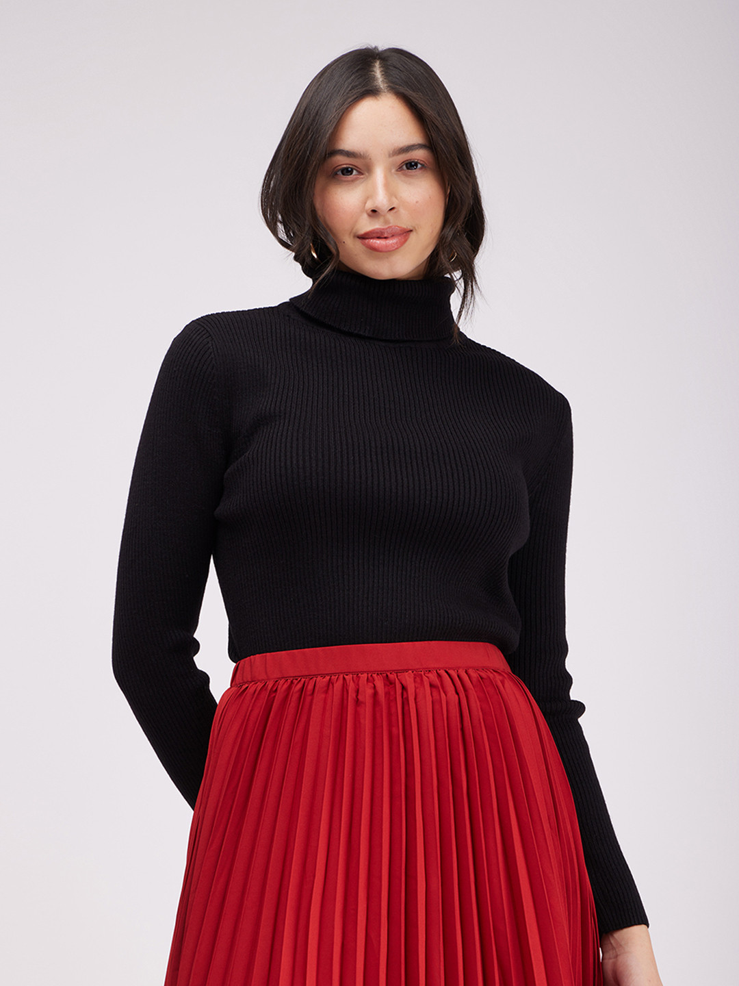 

FableStreet Women Black Ribbed Pullover Sweater
