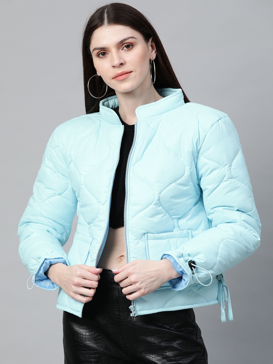 

SASSAFRAS Women Blue Solid Quilted Jacket
