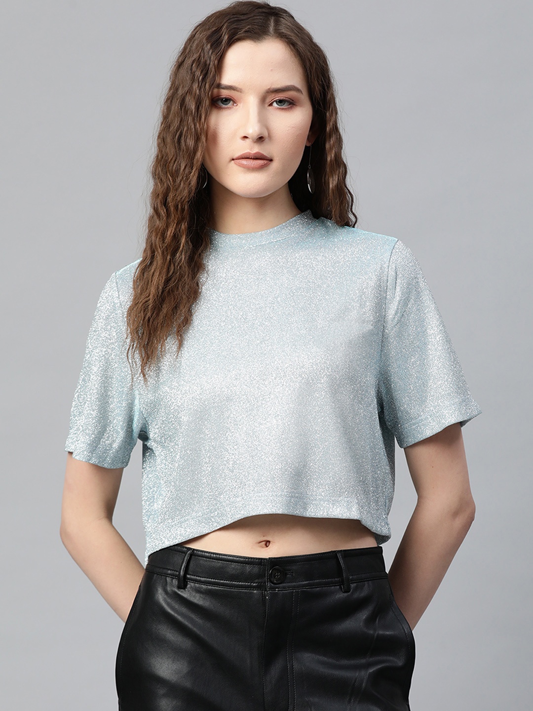 

SASSAFRAS Women Blue Shimmery Solid Cropped Boxy Top