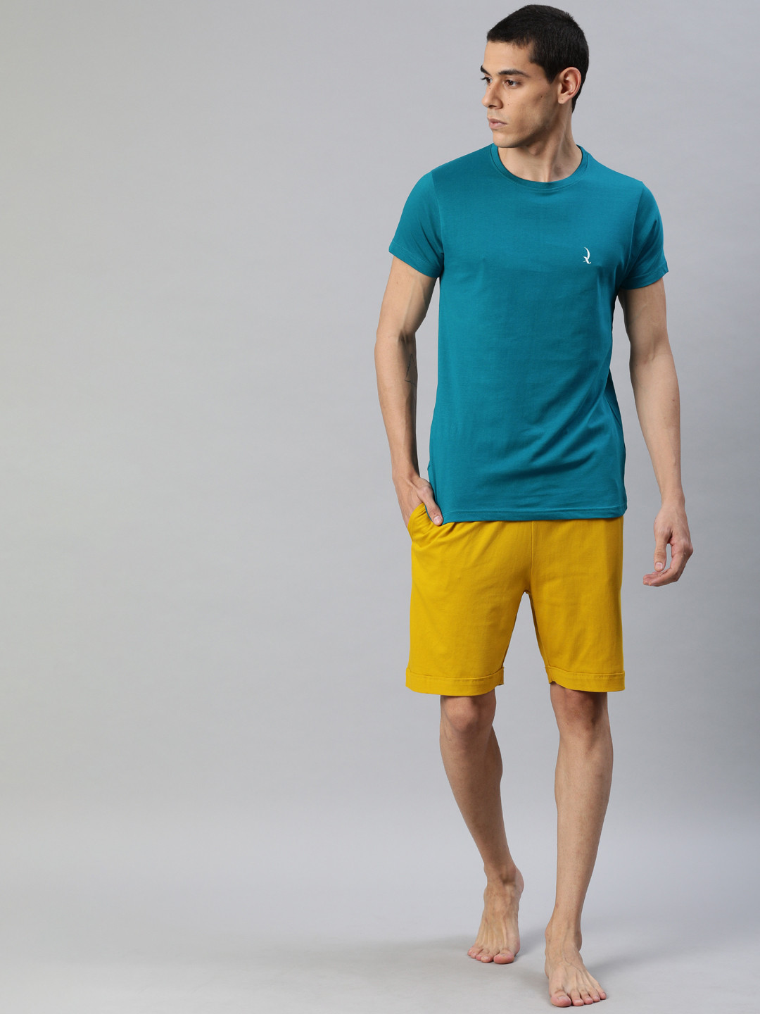 

QUARANTINE Men Blue & Mustard Solid Night suit