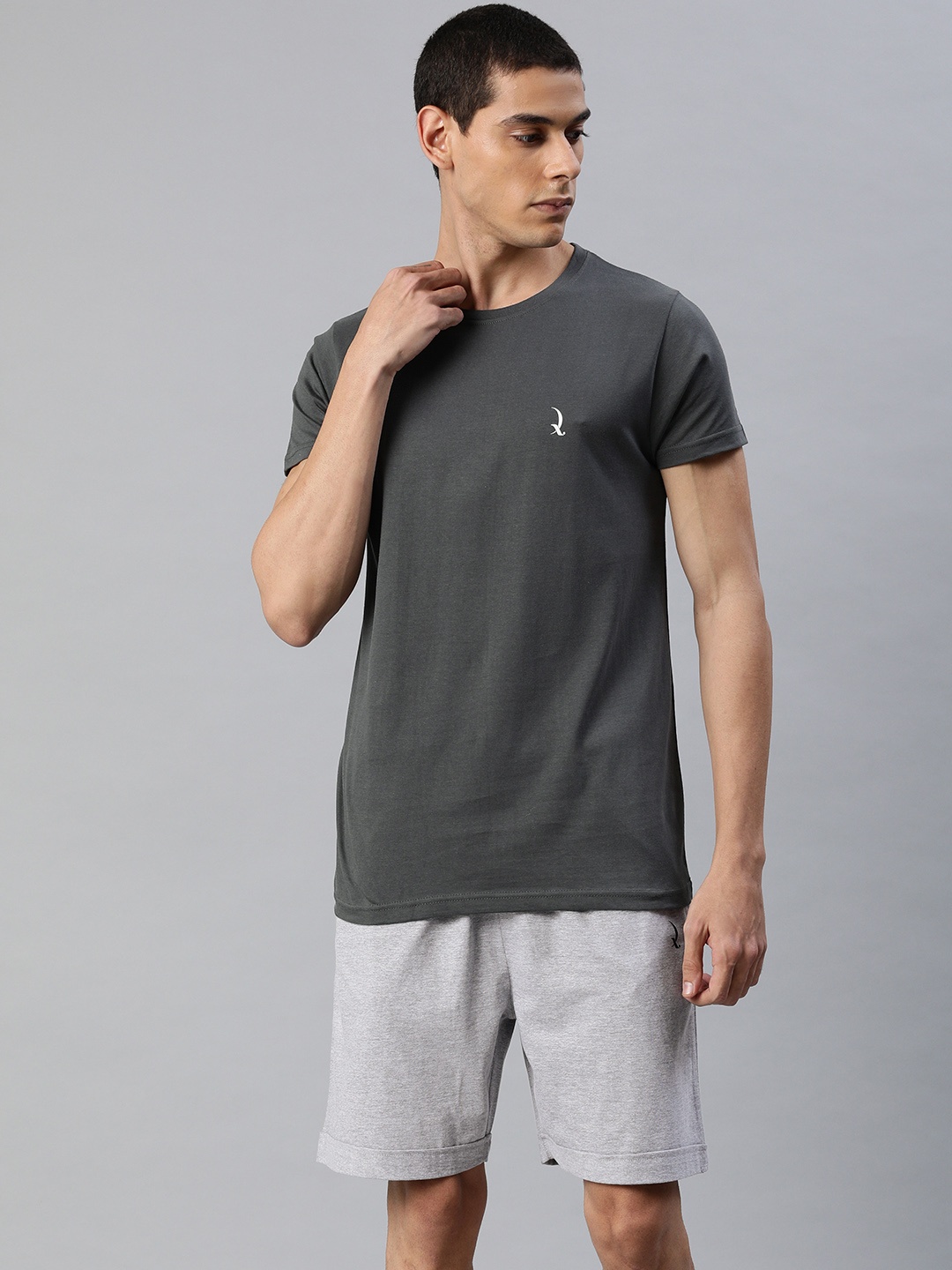 

QUARANTINE Men Charcoal Grey Solid Night suit