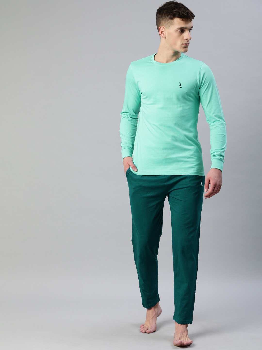 

QUARANTINE Men Green Solid Night suit