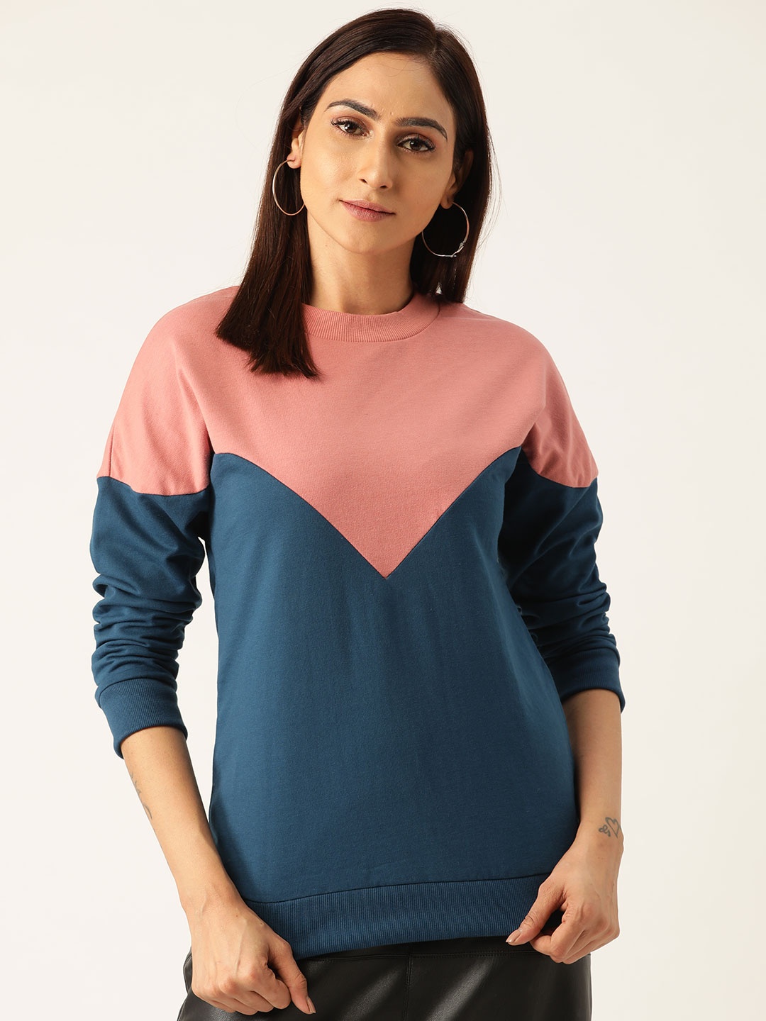 

Laabha Women Teal & Pink Colourblocked Sweatshirt