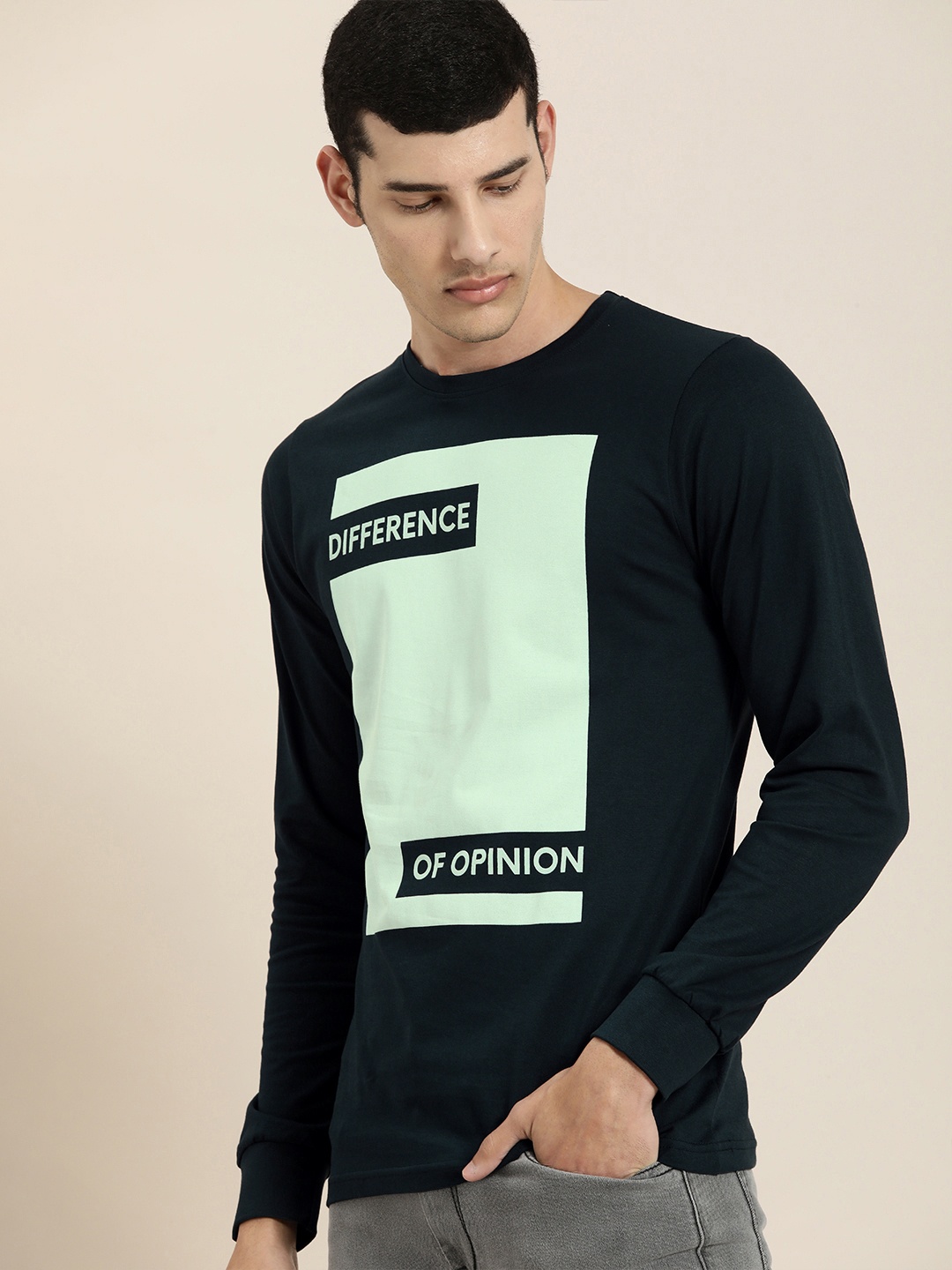 

Difference of Opinion Men Navy Blue Printed Round Neck T-shirt