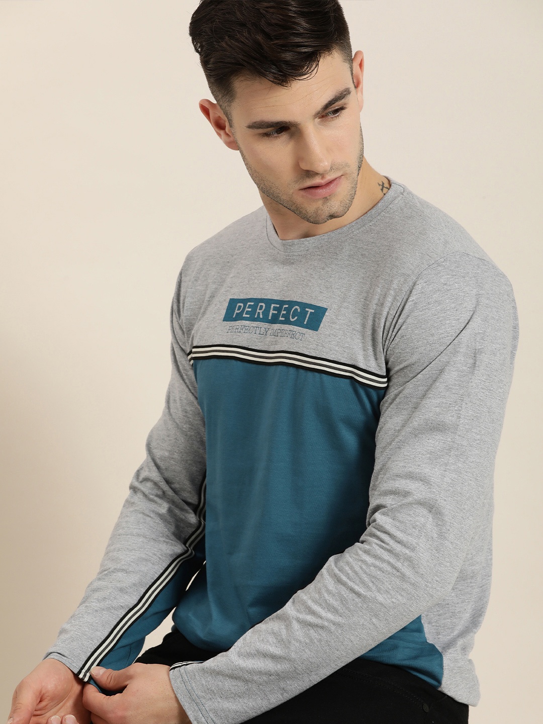 

Difference of Opinion Men Grey Melange Blue Colourblocked Round Neck Pure Cotton T-shirt