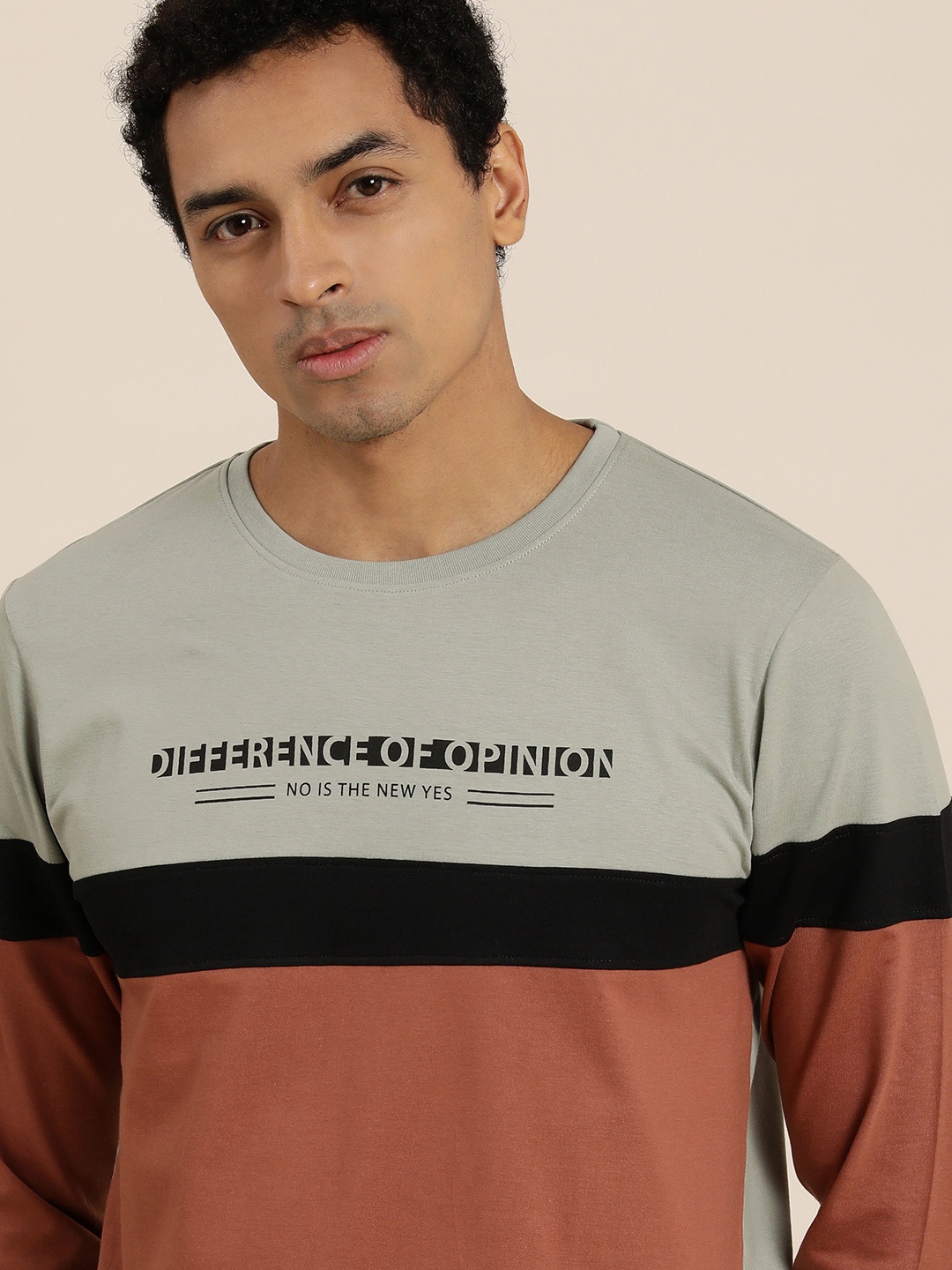 

Difference of Opinion Men Grey Brown Colourblocked Round Neck Pure Cotton T-shirt