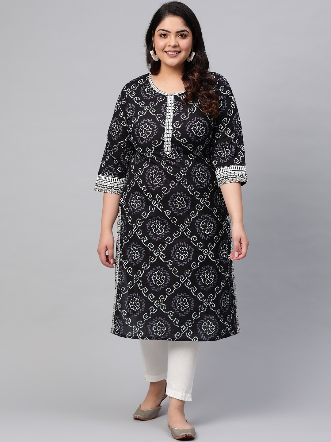 

YASH GALLERY Plus Size Women Black & White Bandhani Printed Straight Kurta