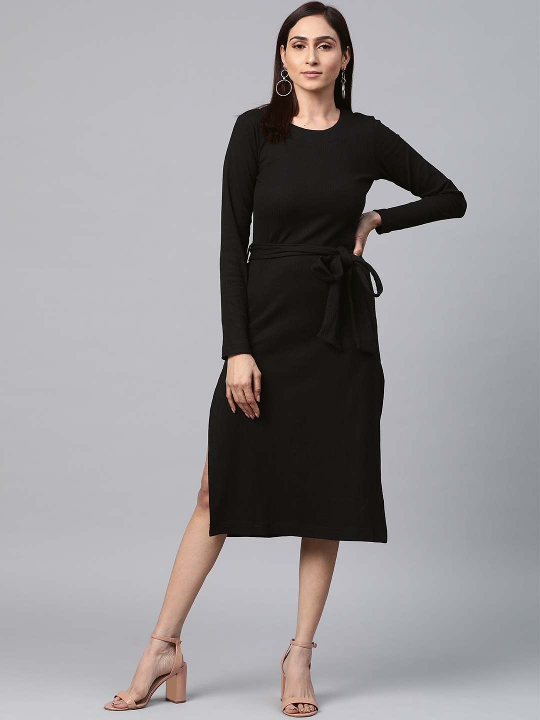 

plusS Women Black Ribbed A-Line Dress