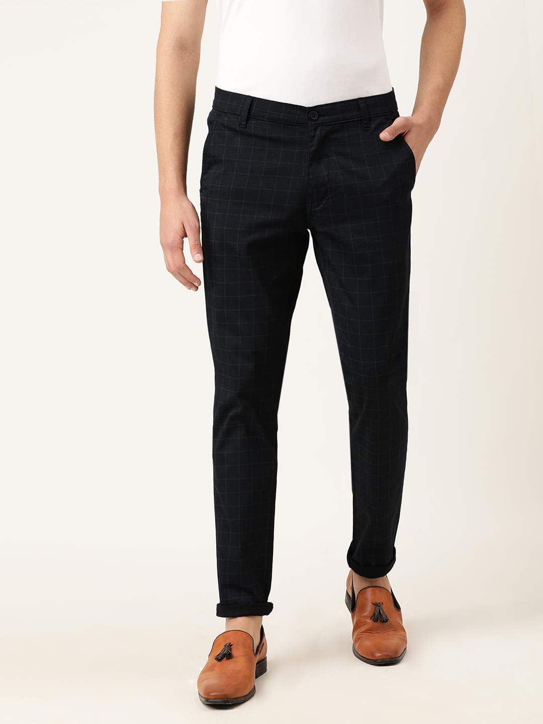 

The Indian Garage Co Men Black Slim Fit Checked Chinos