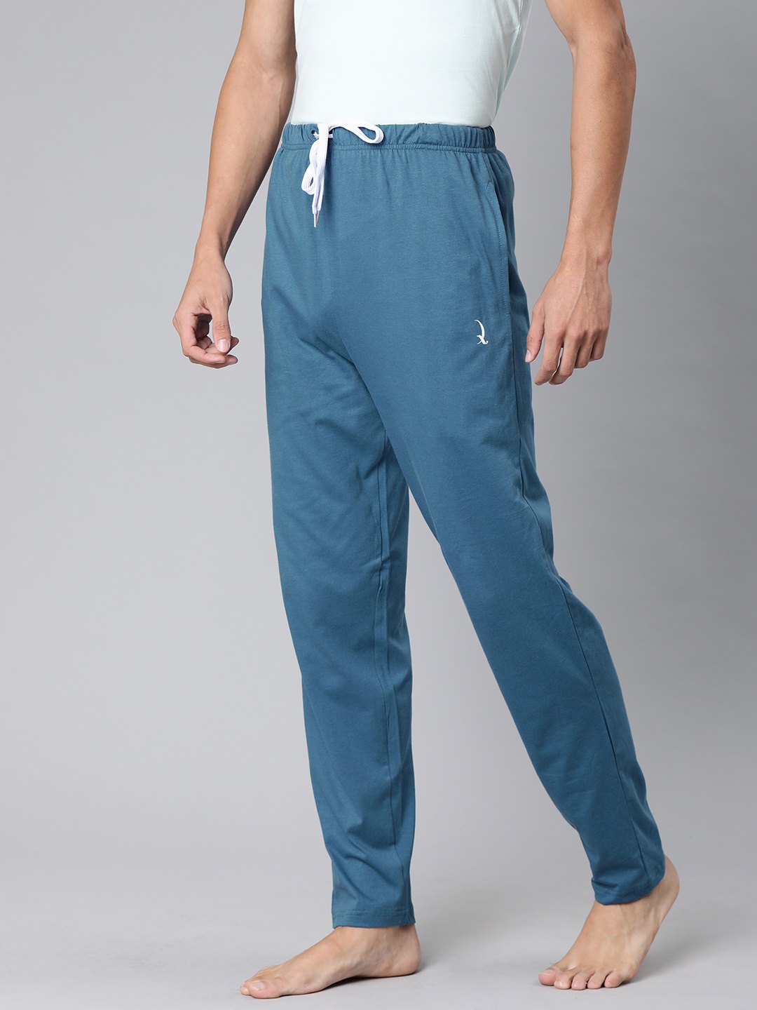 

QUARANTINE Men Blue Solid Lounge Pants