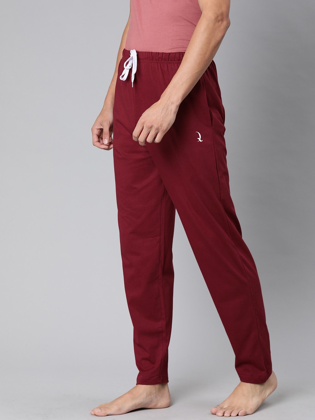 

QUARANTINE Men Maroon Solid Lounge Pants