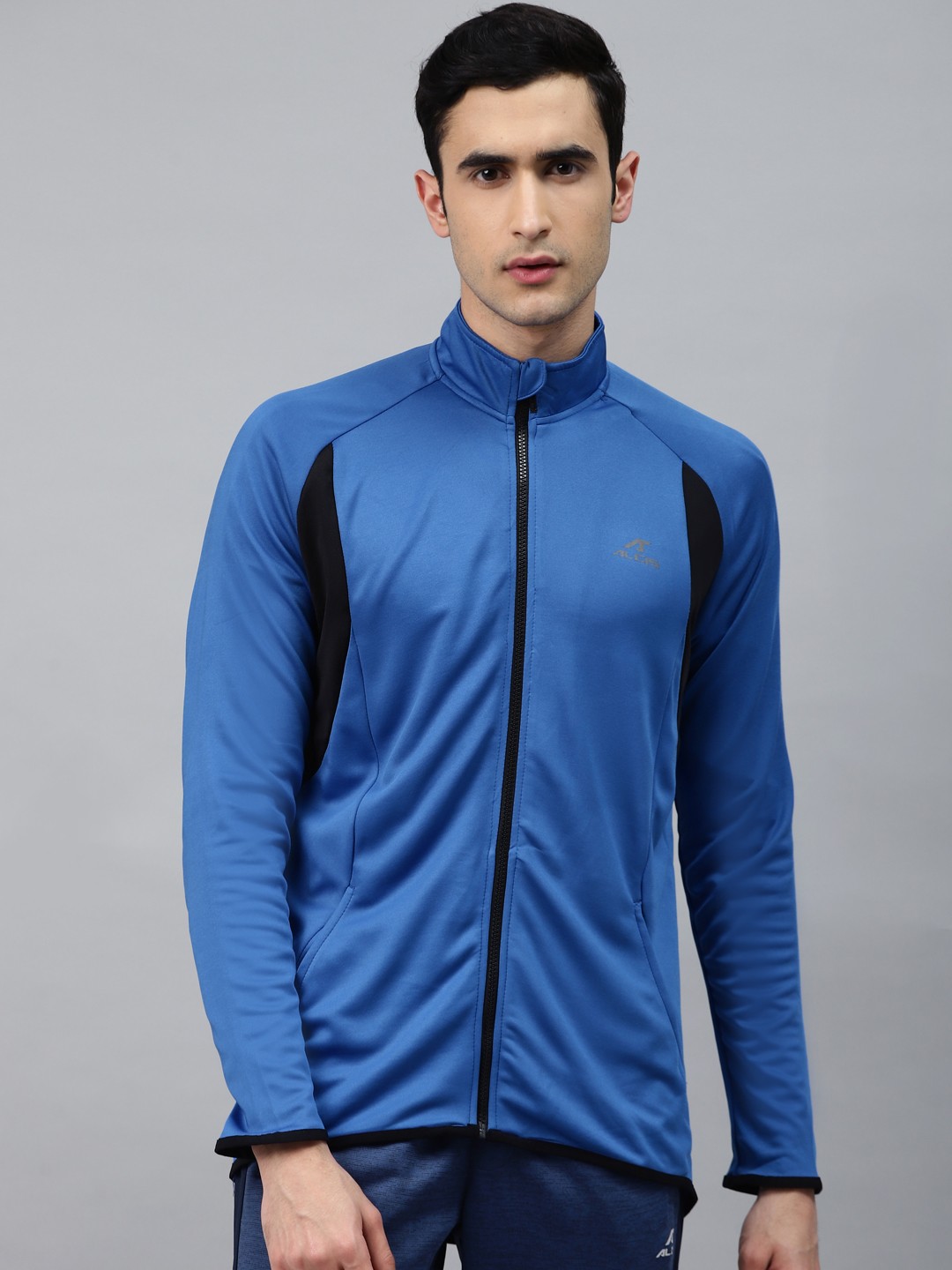 

Alcis Men Blue Solid Training Jacket