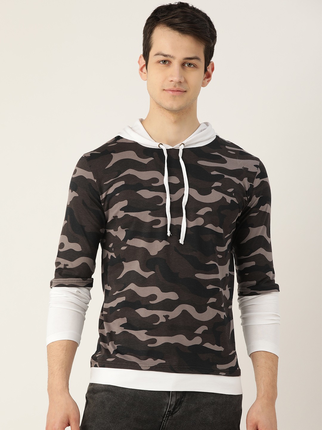 

Rodzen Men Brown & Black Cotton Camouflage Hood T-shirt