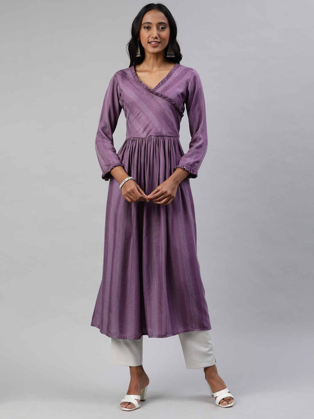 

Inddus Women Violet & White Striped A-Line Kurta