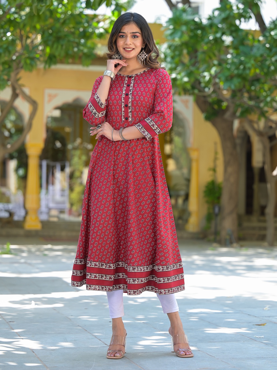 

YASH GALLERY Women Maroon Black Printed Anarkali Kurta