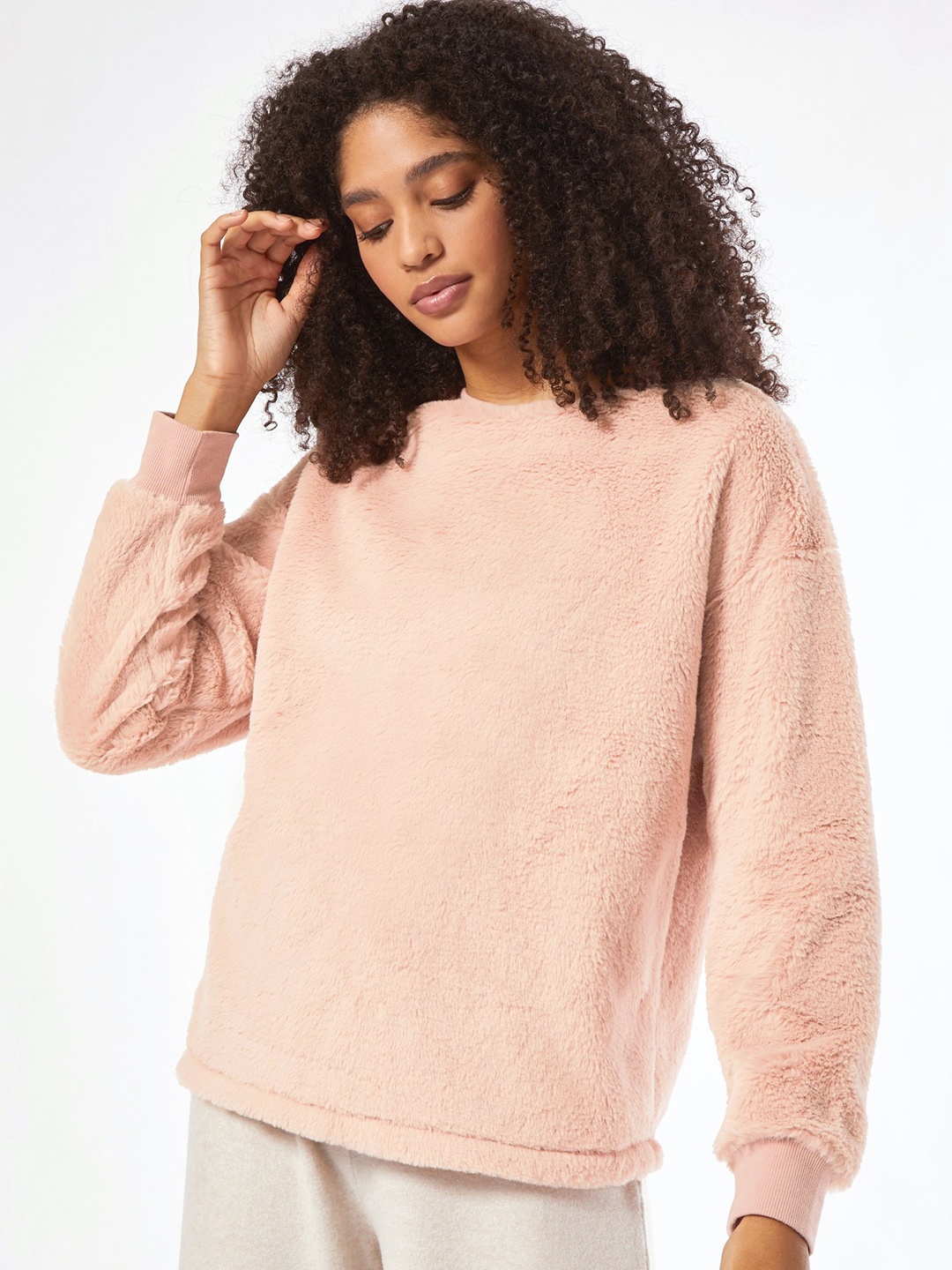 

DOROTHY PERKINS Women Peach-Coloured Solid Faux Fur Sweatshirt