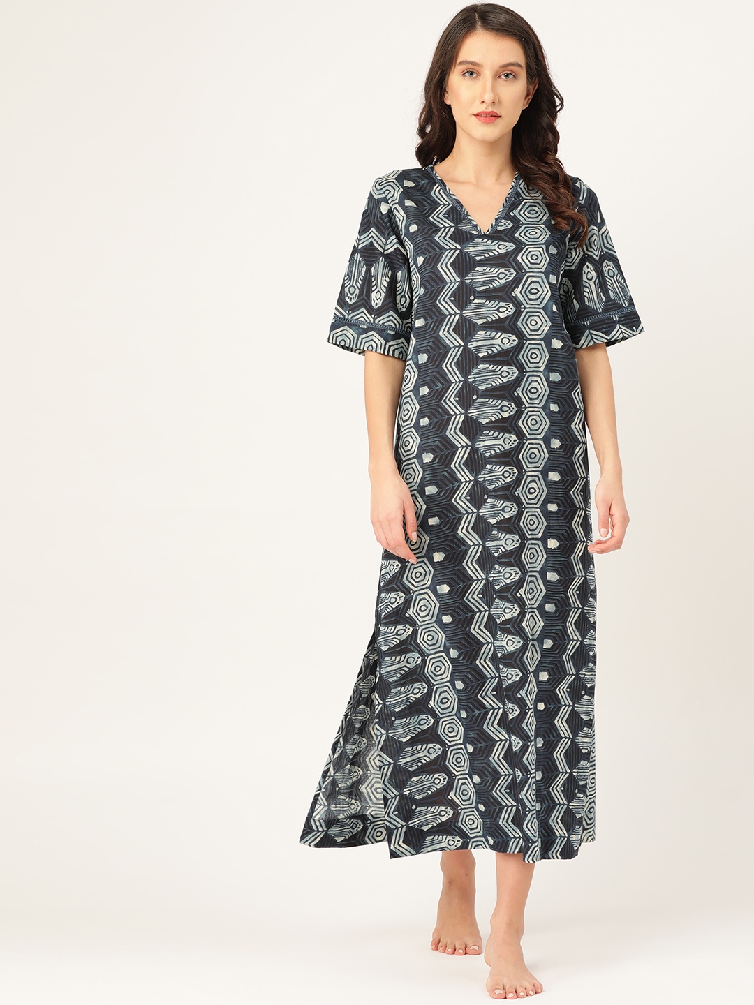 

pinwheel Navy Blue & Off-White Geometric Print Cotton Maxi Nightdress