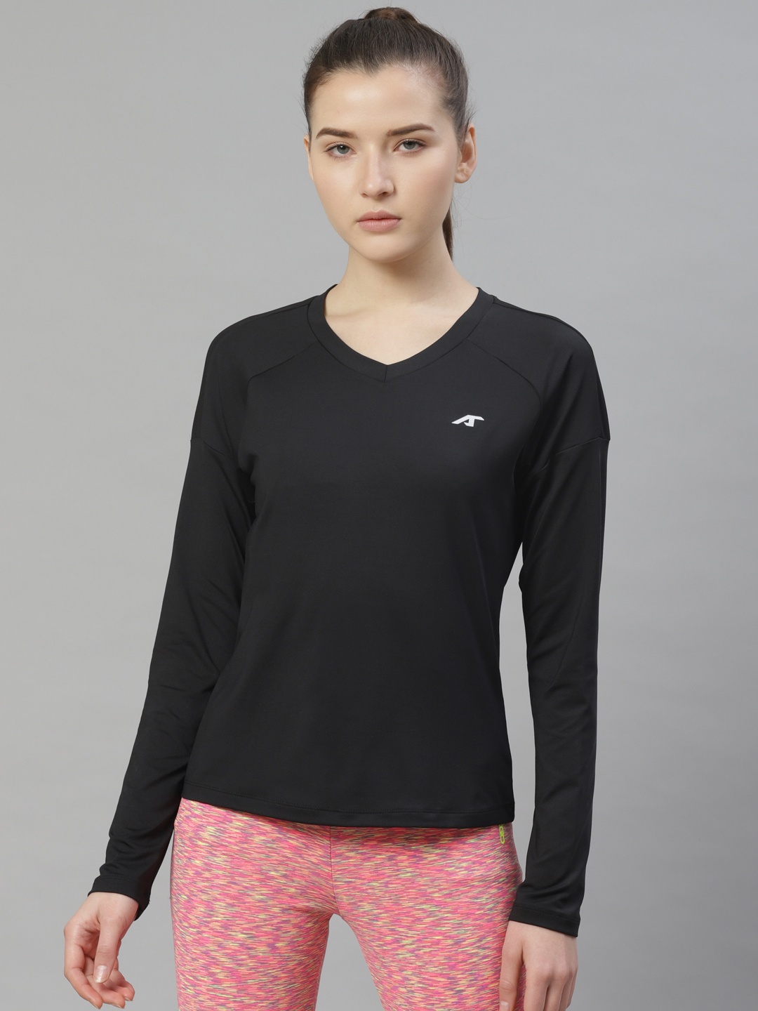 

Alcis Women Black Printed Slim Fit V-Neck T-shirt