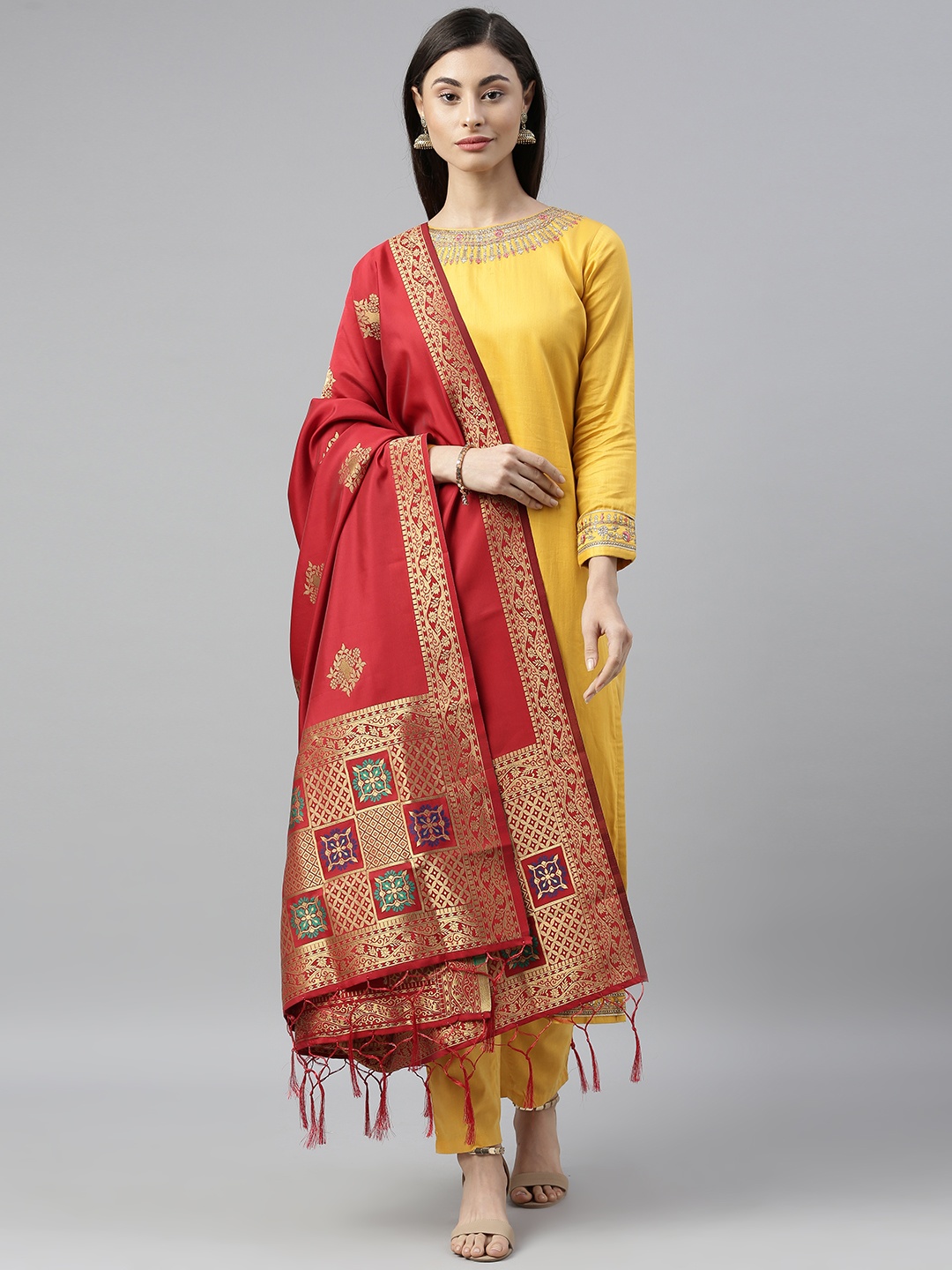 

MIMOSA Red & Gold-Coloured Woven Design Dupatta