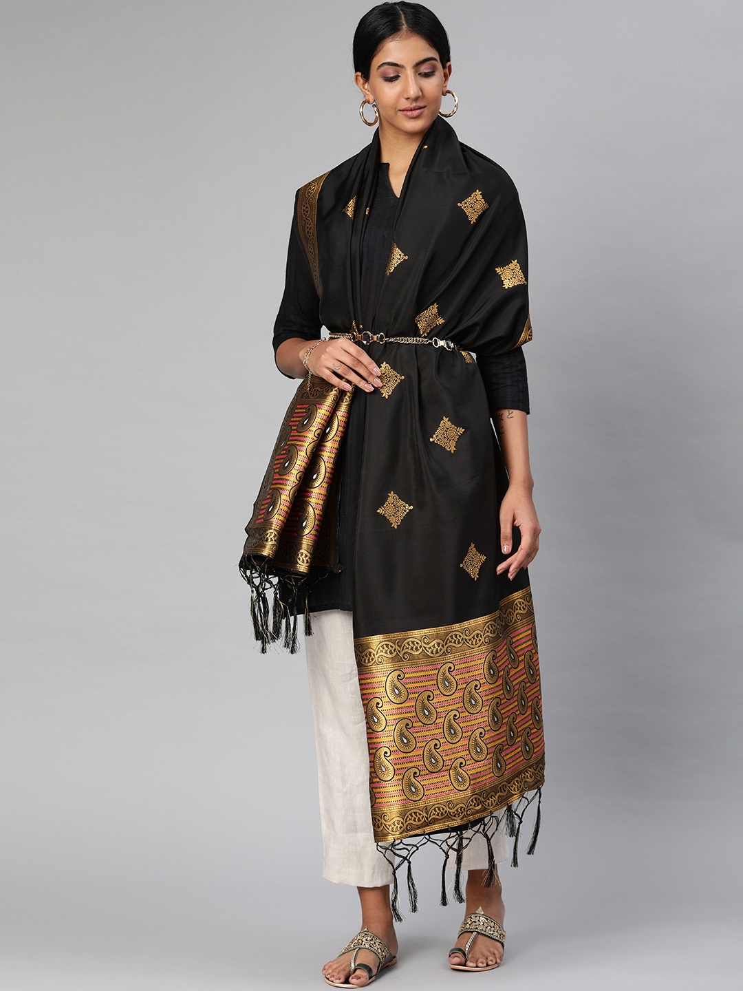 

MIMOSA Black & Gold-Toned Woven Design Dupatta