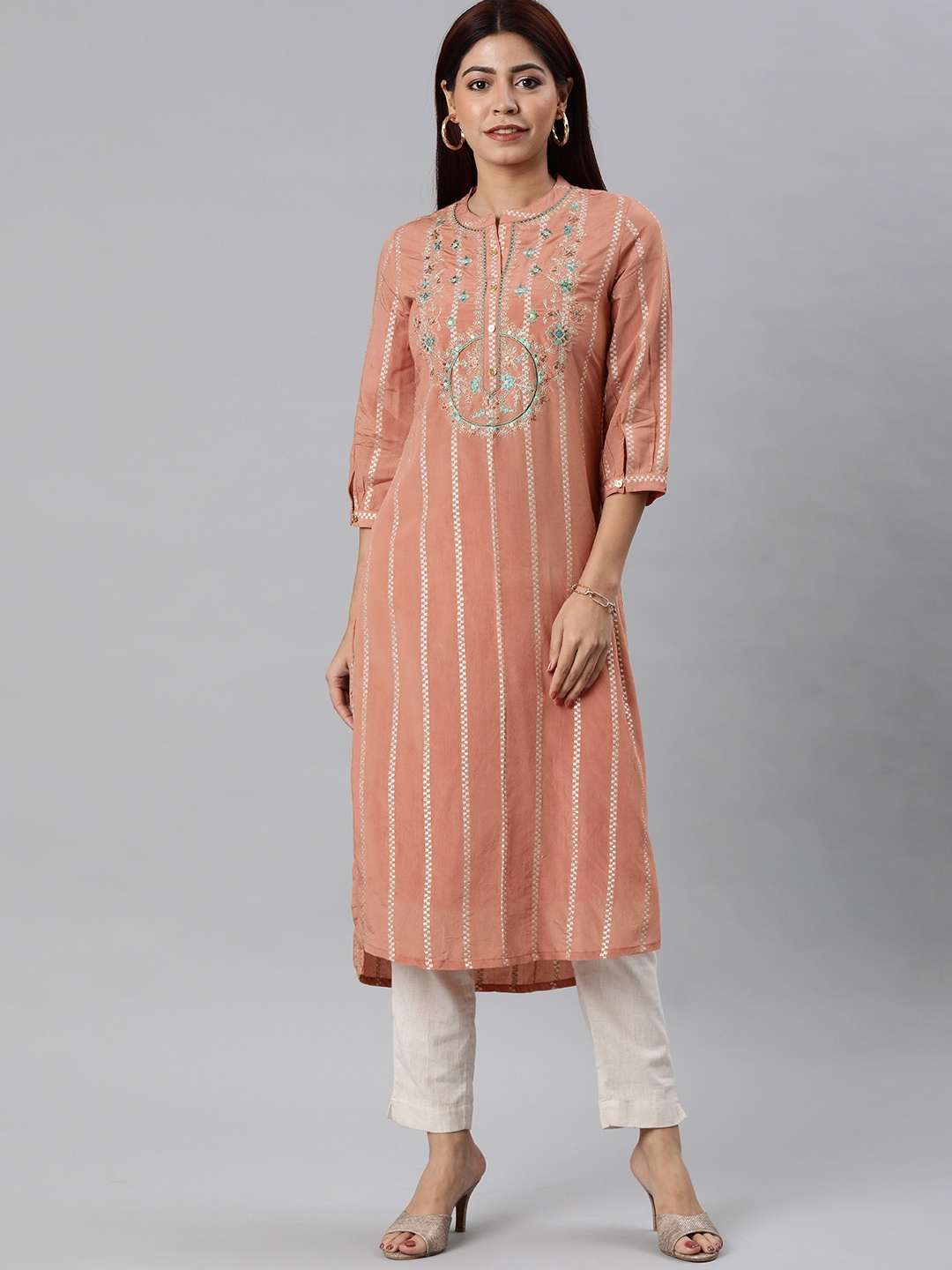 

Alena Women Peach-Coloured & Beige Embroidered Straight Kurta