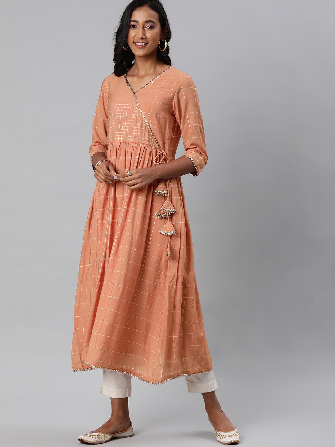 

Alena Women Peach-Coloured & Gold-Toned Checked Angrakha A-Line Kurta