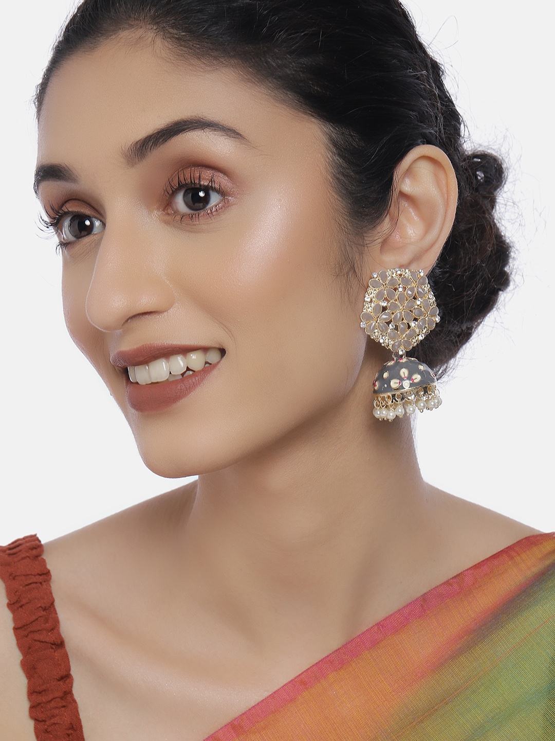 

LAIDA Grey & Gold-Plated Kundan Studded Dome Shaped Jhumkas