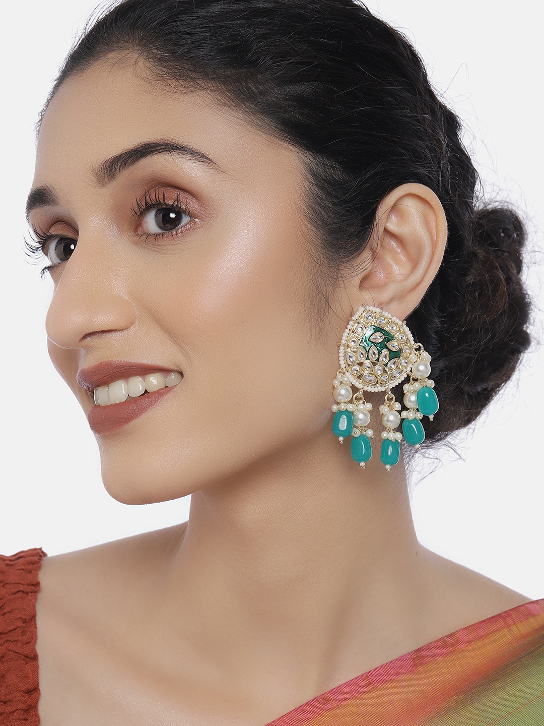 

LAIDA Green & Gold-Plated Kundan Studded Classic Drop Earrings