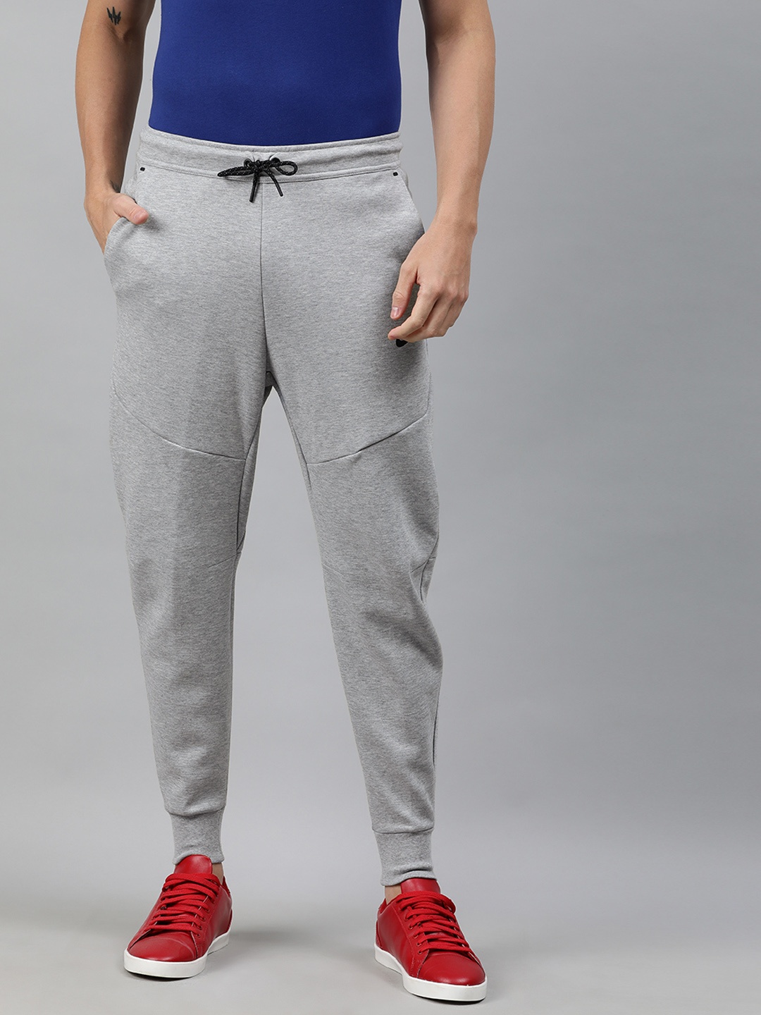 

Nike Men Grey Sportswear Tech Fleece Joggers