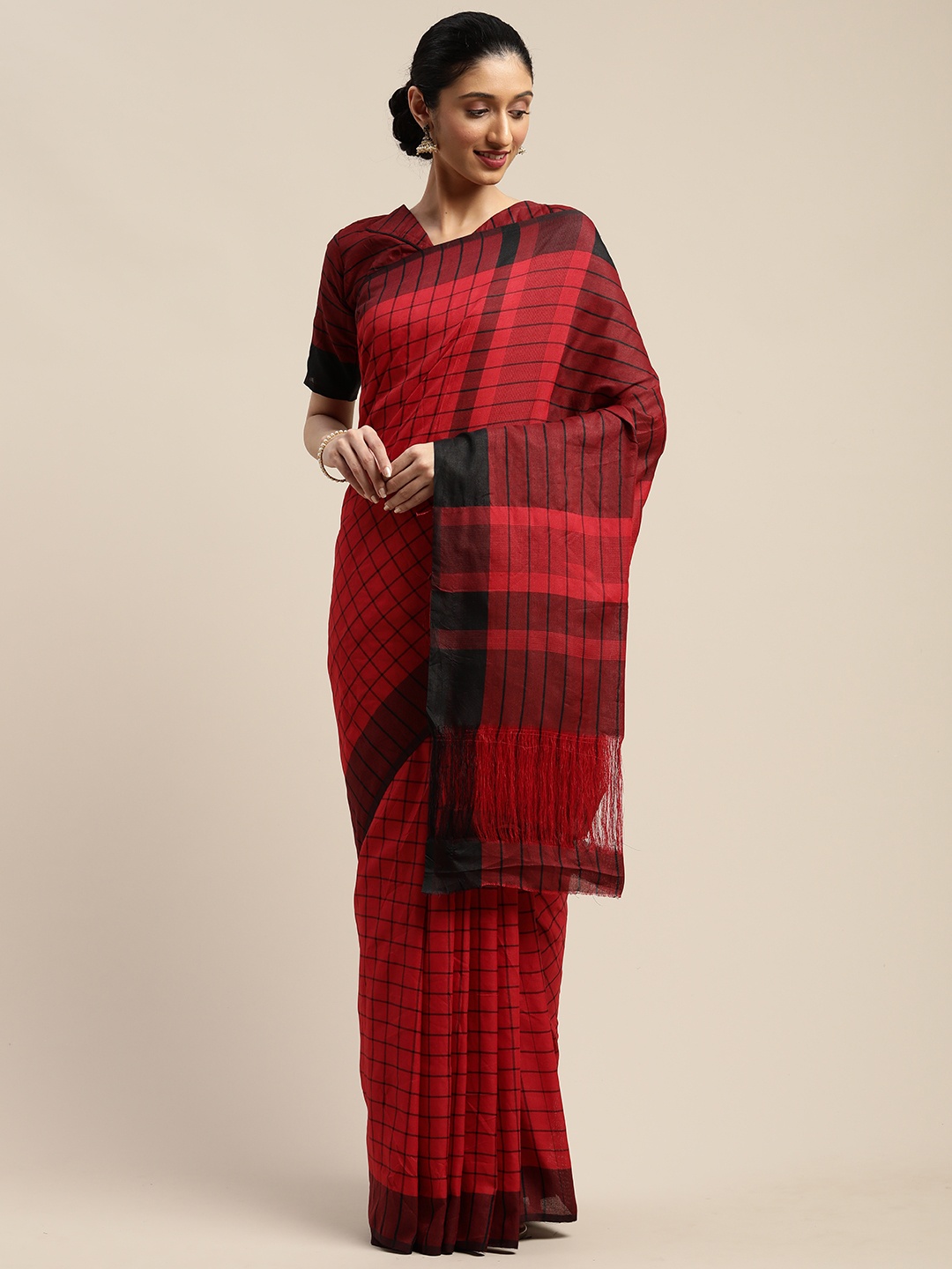 

SHAVYA Maroon & Black Cotton Blend Checked Saree