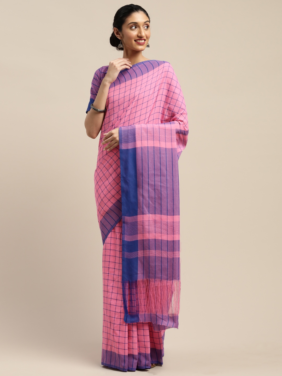 

SHAVYA Pink & Blue Checked Saree