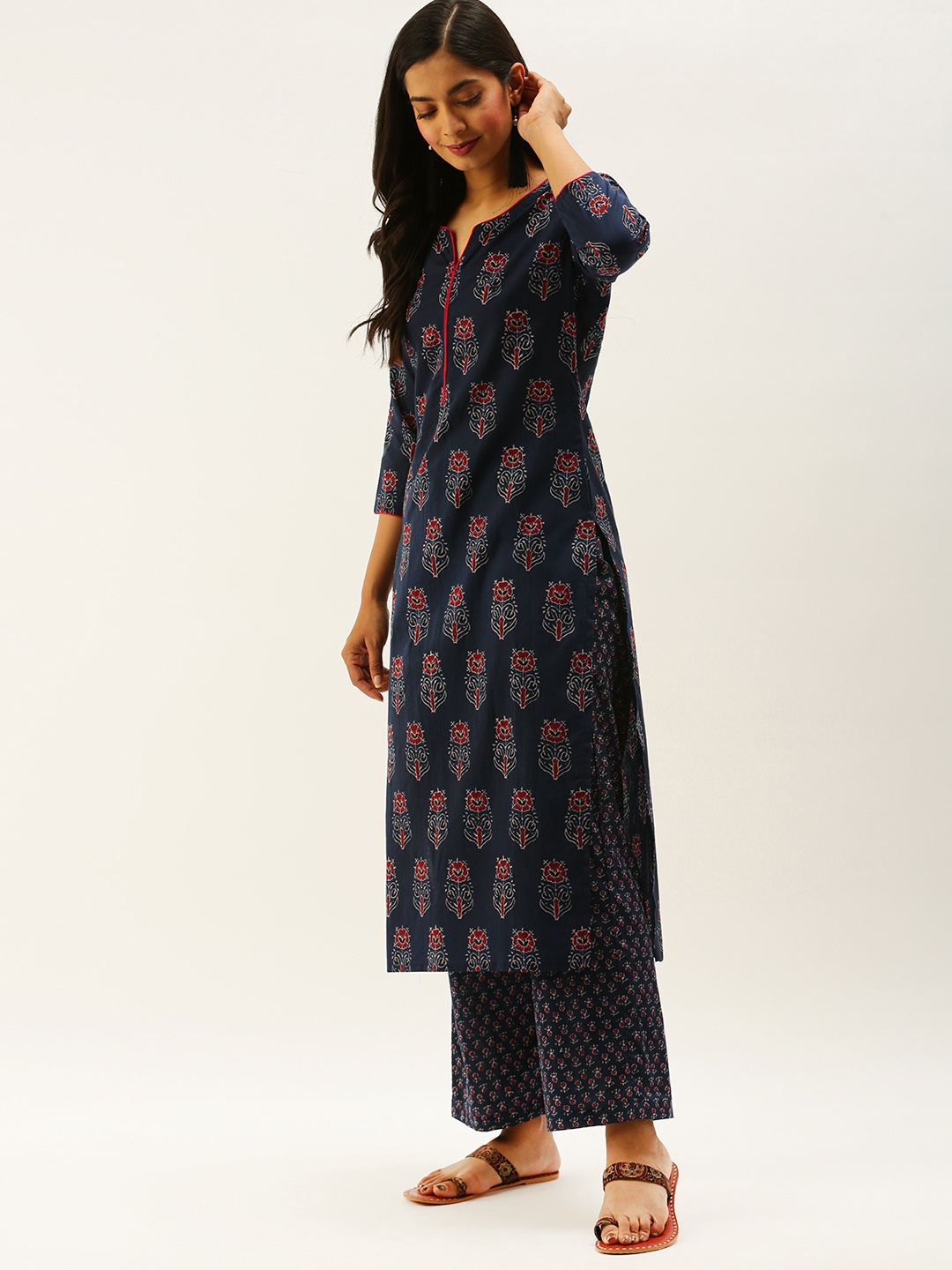 Rajnandini Women Navy Blue & Maroon Block Printed Kurta with Palazzos