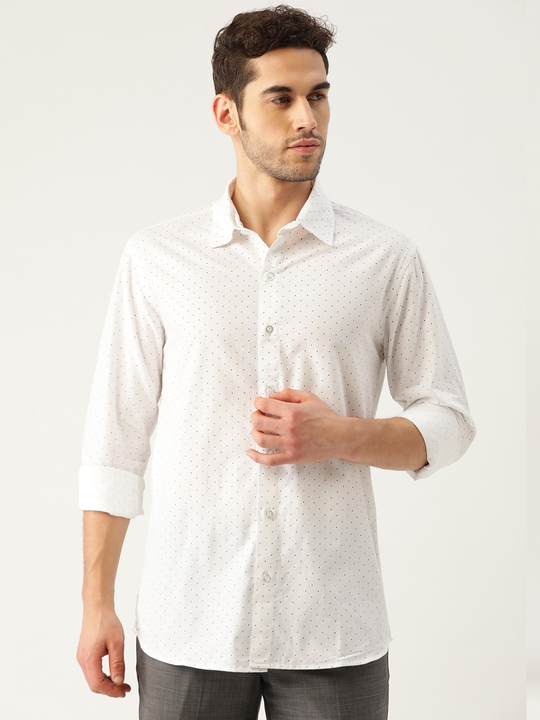 

Molly & Michel Men White & Navy Blue Slim Fit Self Design Dot Print Casual Shirt
