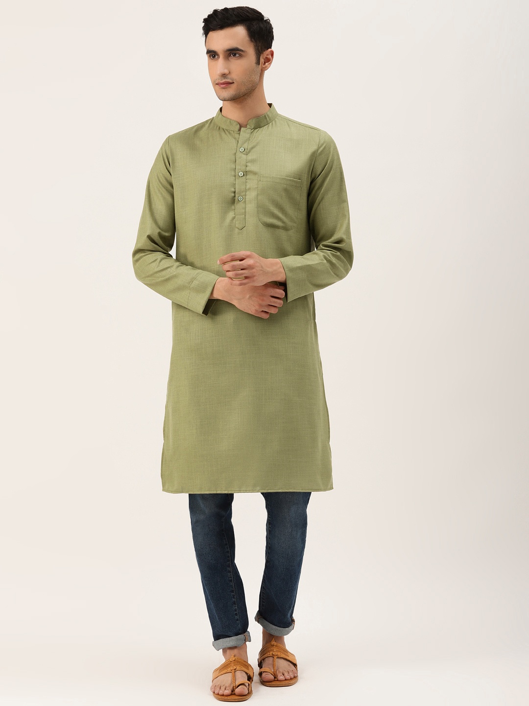 

Molly & Michel Men Green Pure Cotton Solid Straight Kurta