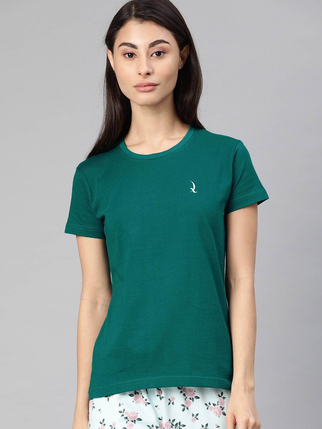 

QUARANTINE Women Green Solid Round Neck Lounge T-shirt