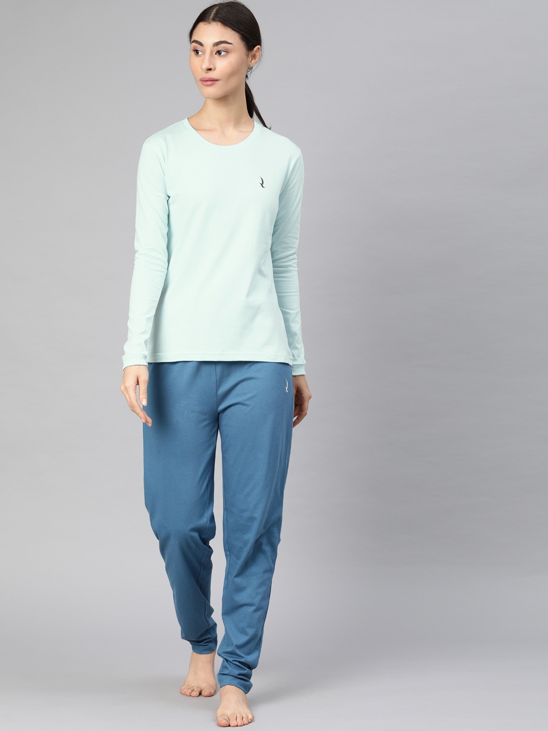 

QUARANTINE Women Blue Solid Night suit