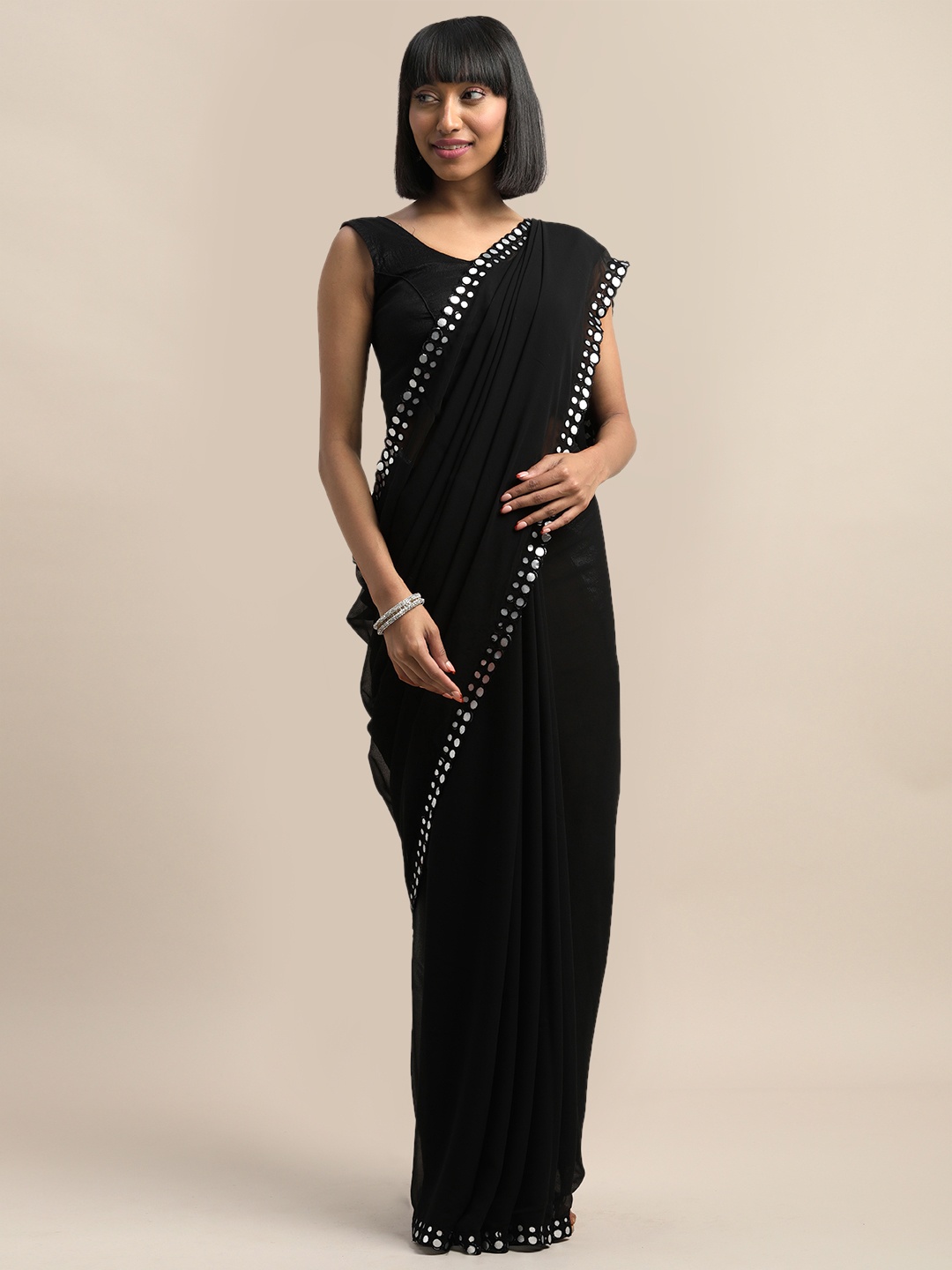 

MIRCHI FASHION Black Solid Poly Georgette Saree With Embellished Border