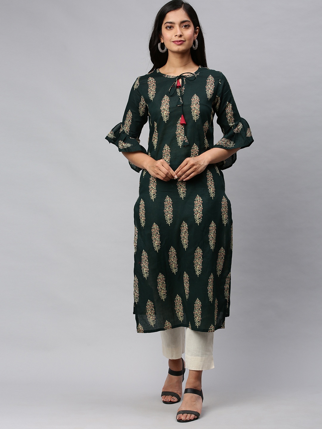 

AHIKA Women Green & Beige Printed Straight Kurta