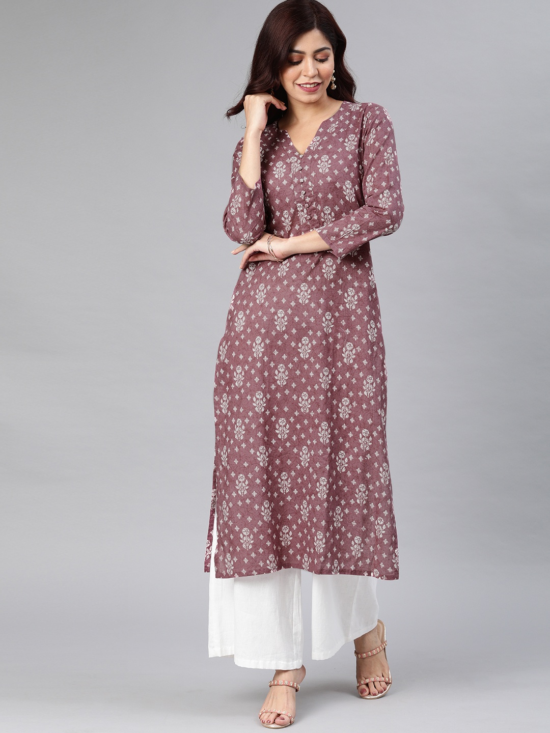 

AHIKA Women Mauve Floral Printed Straight Kurta