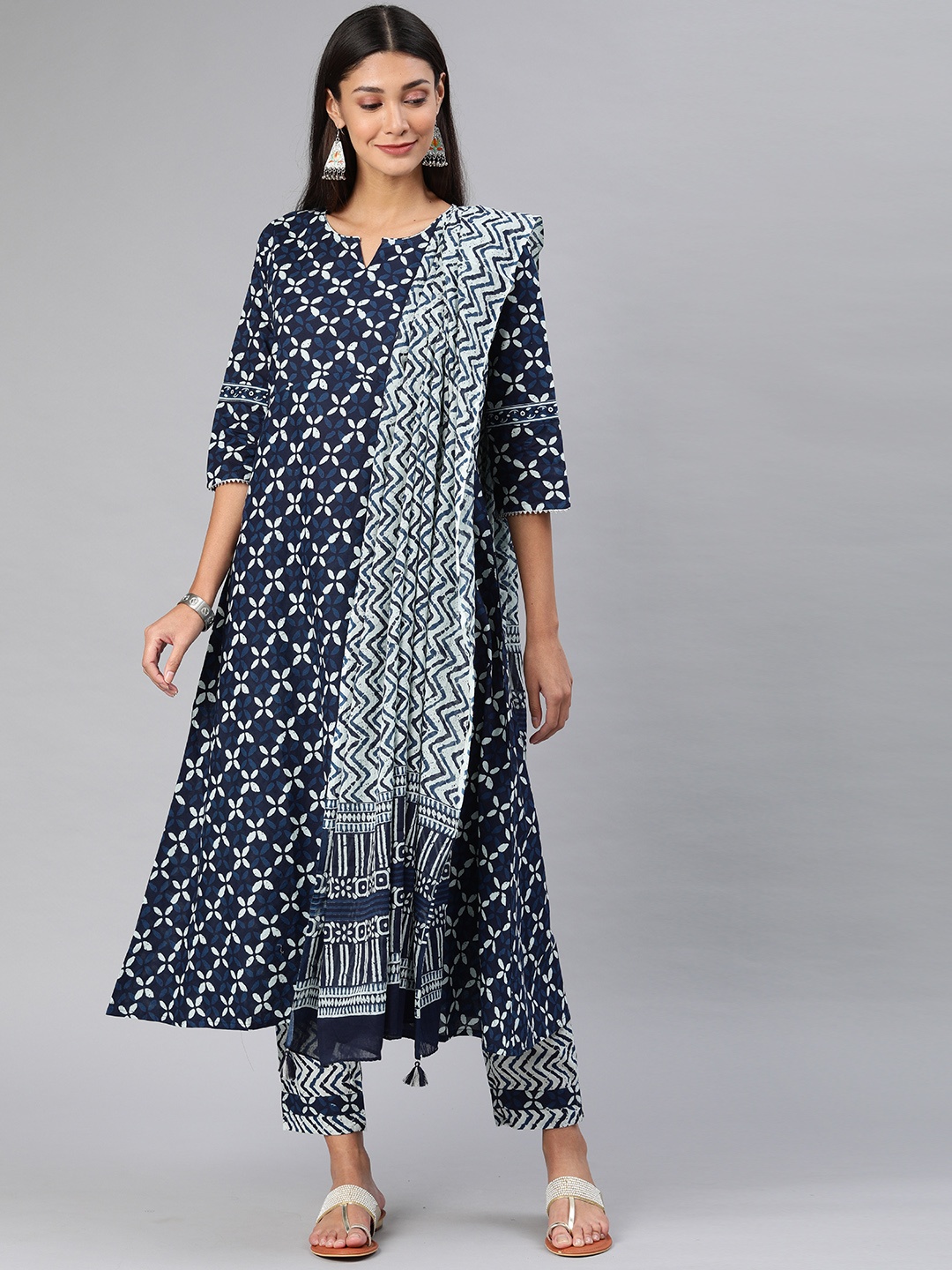 

AHIKA Women Blue & White Printed Kurta with Pyjamas & Dupatta