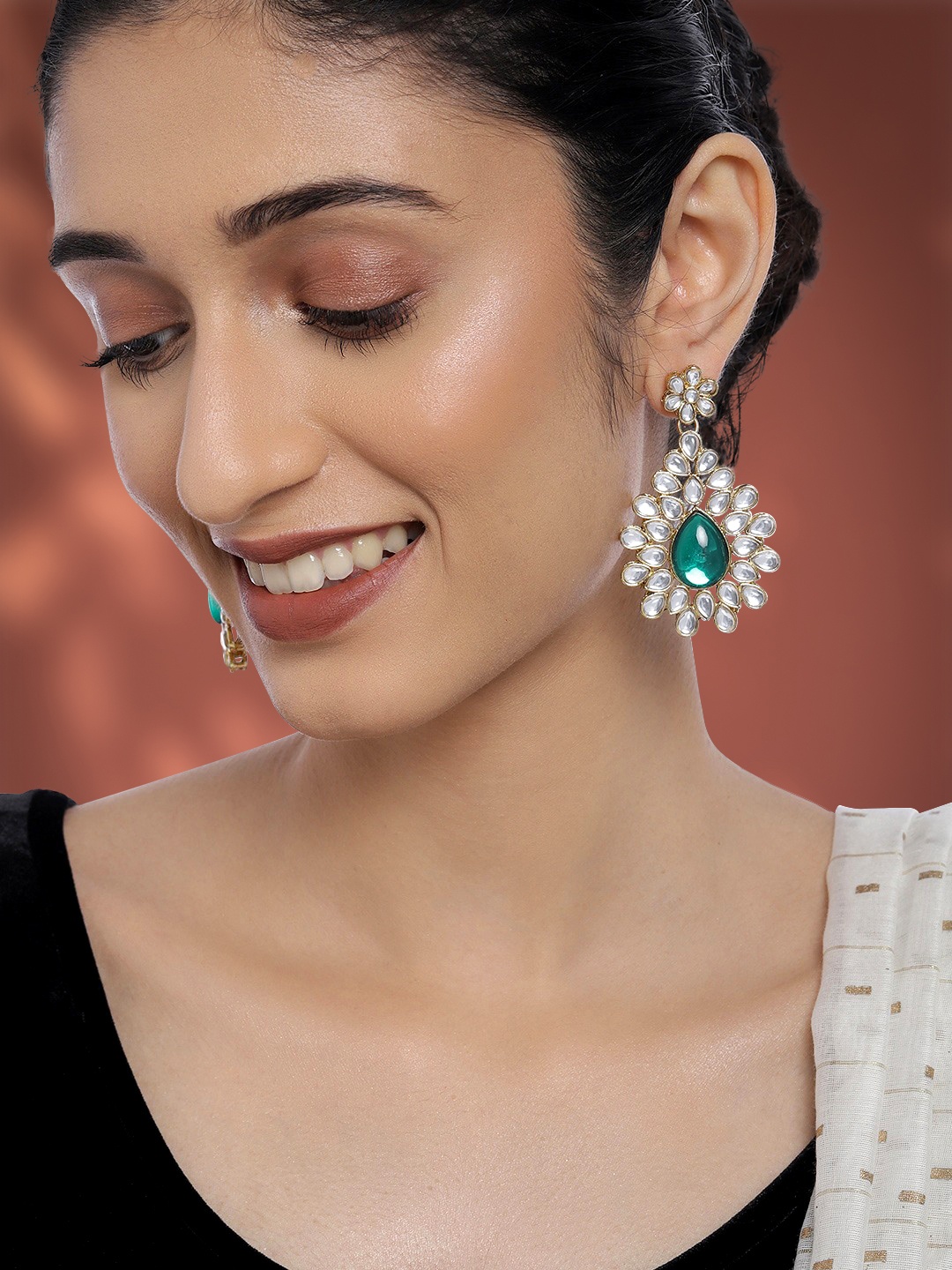 

Peora Green Gold-Plated Jadau Kundan Teardrop Shaped Drop Earrings