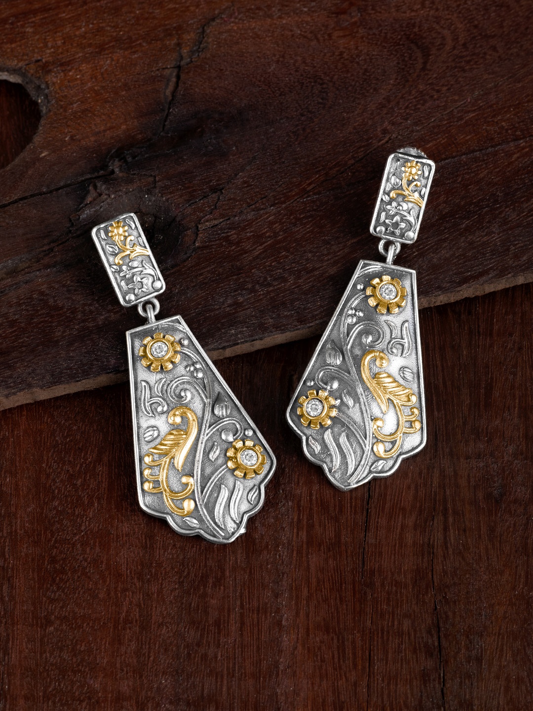 

Peora White & Silver-Plated Oxidised Contemporary Drop Earrings