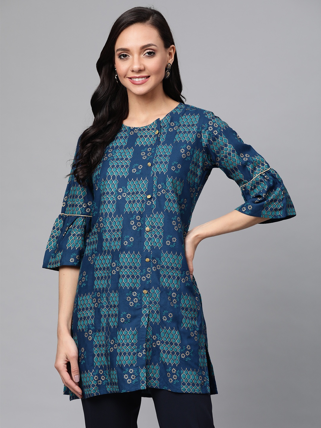 

Anubhutee Women Blue & Golden Printed Straight Kurti