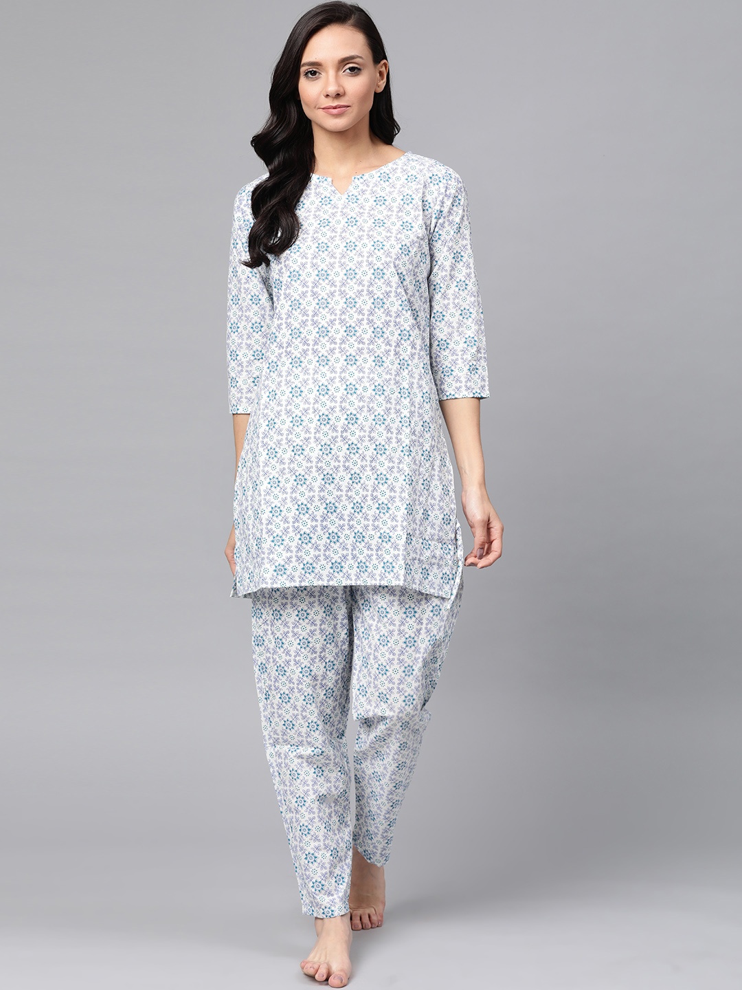 

Anubhutee Women White & Blue Pure Cotton Printed Night suit