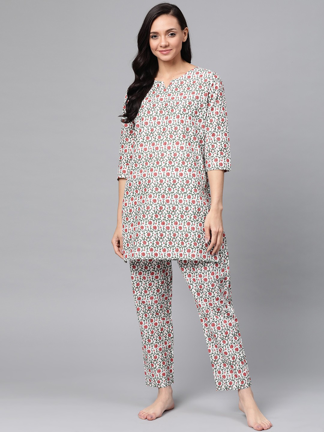 

Anubhutee Women White & Red Pure Cotton Floral Print Nightsuit