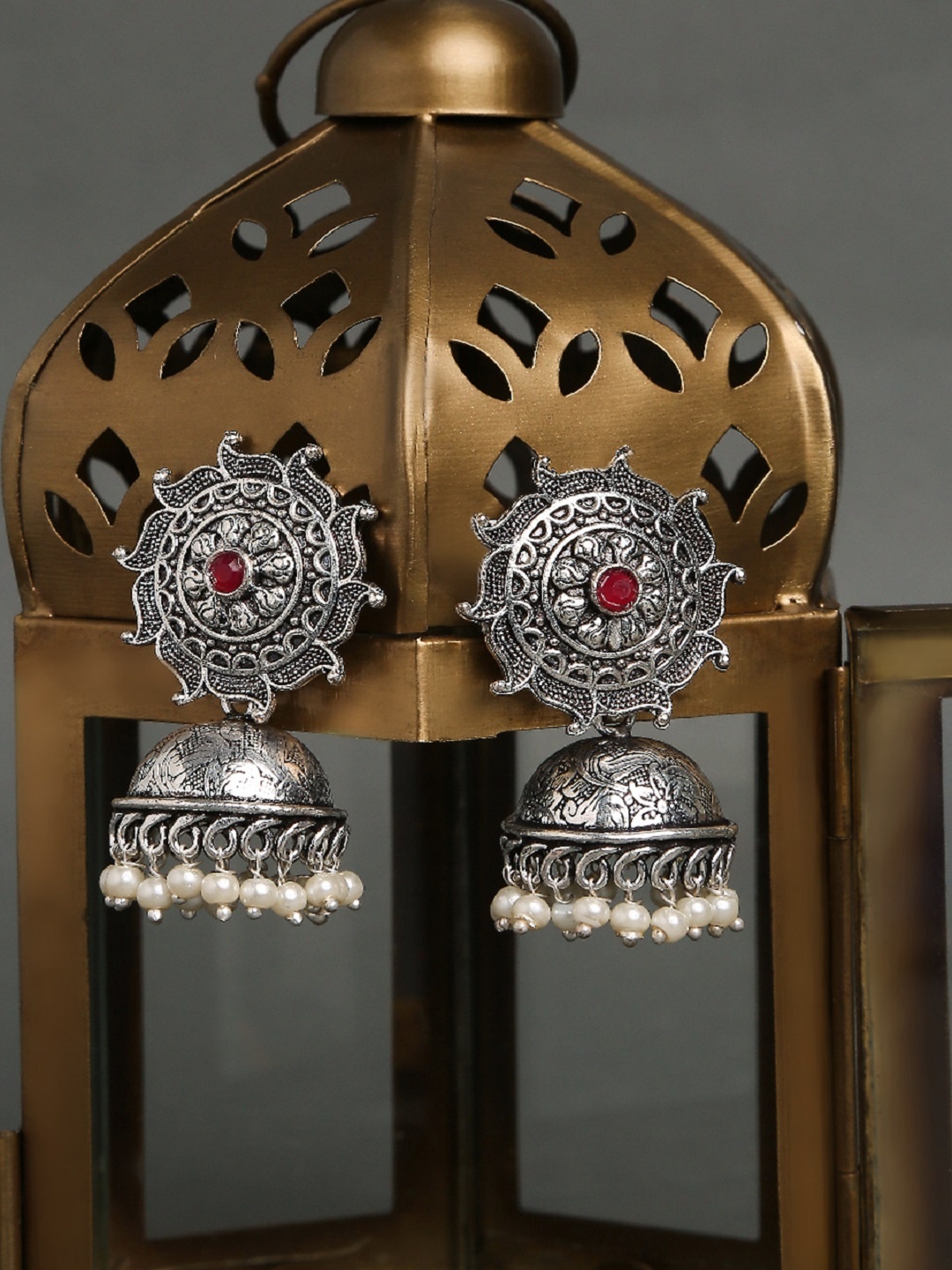 

OOMPH Silver-Toned & Maroon Dome Shaped Jhumkas