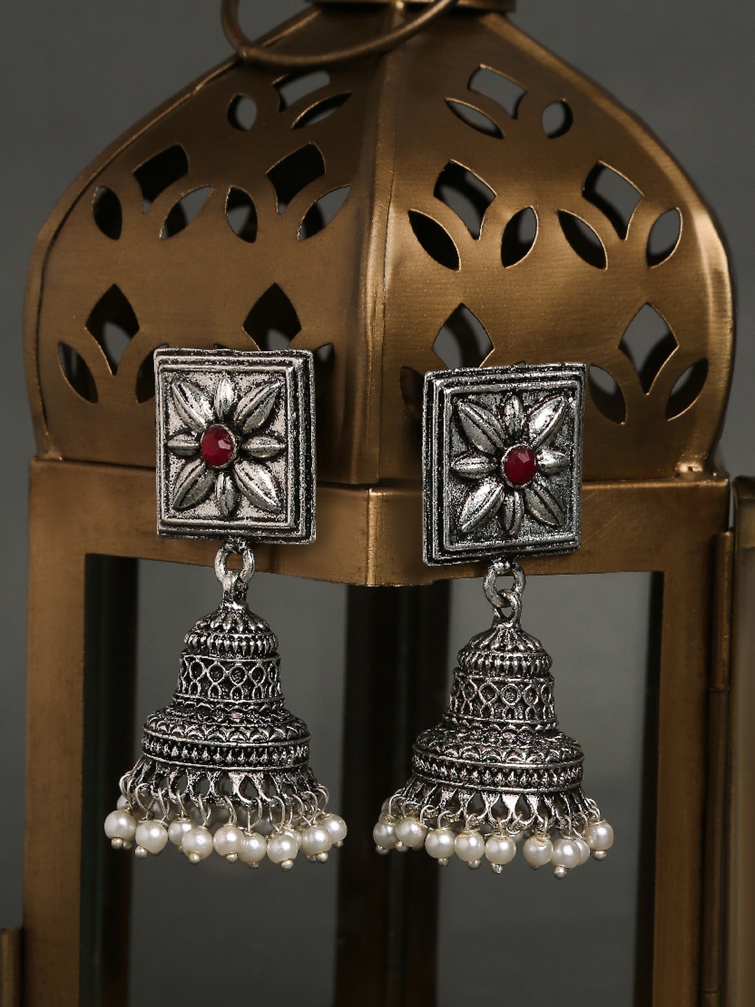 

OOMPH Maroon & Silver-Toned Brass-Plated Oxidised Dome Shaped Jhumkas
